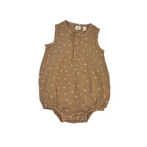GAP Brown Sleeveless Baby One-Piece Romper with Tiny White Triangle Print